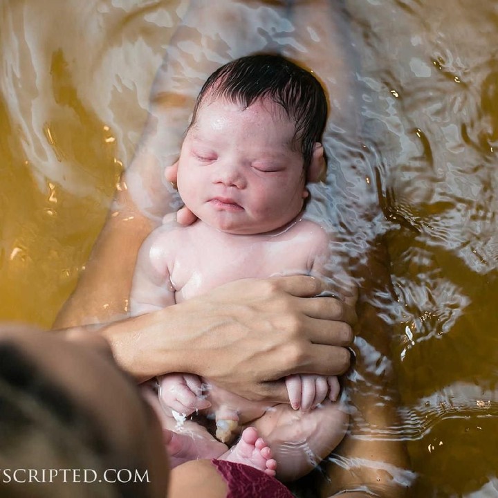 <p>Perkenalkan ini Amadeus Reign Rojas, putri bungsu ibu bernama Amber Rojas yang mengalami Down syndrome. Ia dilahirkan secara normal di rumahnya. (Foto: Unscripted Birth)</p>