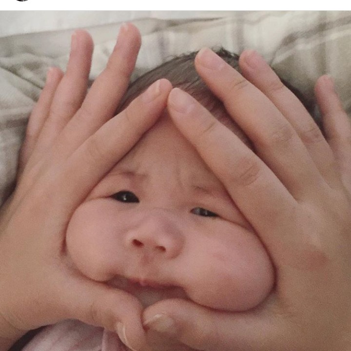 <p>Ya ampun, Nak, kamu nurut banget diisengin begini, he-he. (Foto: Instagram @thatsassykwan)</p>