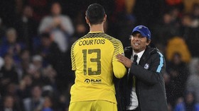 Kalah dari Manchester United, Courtois Kecewa kepada Conte