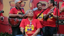 Ade Anwar Vokalis OM PSP Meninggal Dunia