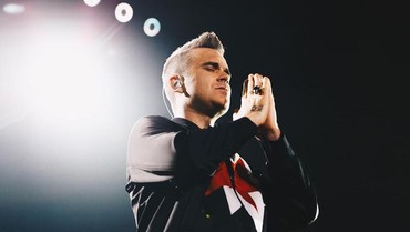 Curiga Obat Diet Bikin Penglihatannya Memburuk, Robbie Williams: Ini Mengkhawatirkan