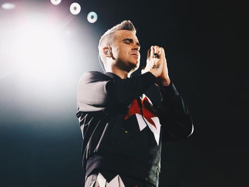 Robbie Williams tentang Depresi: Penyakit dalam Kepalaku yang Ingin Membunuhku