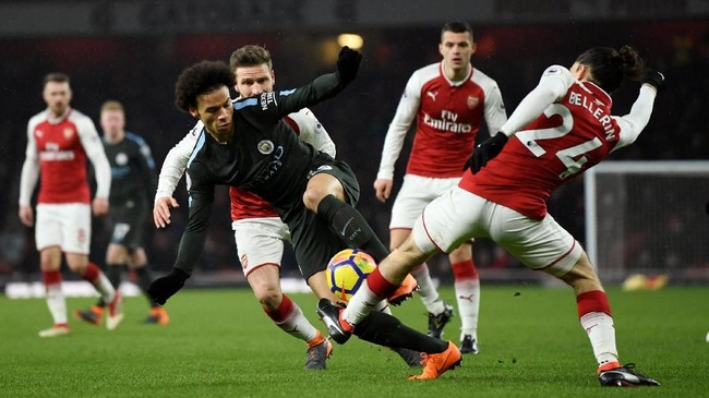 Liga Primer Inggris musim 2018/2019 dimulai. Perang-perang besar antar tim-tim kuat akan mewarnai perjalanan Liga Inggris satu musim ke depan.