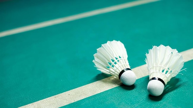 BWF memberikan sanksi larangan terlibat di dunia bulutangkis selama 20 tahun kepada pebulutangkis Malaysia yang terlibat pengaturan skor.