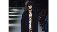 <p>Sebagai informasi, Nikolai sendiri merupakan seorang model. Ia pun mengaku baru diberitahu tentang keputusan ini beberapa hari sebelum berita dipublikasi.  (Foto: Instagram/scoopmodels)</p>