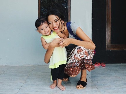 Potret Keibuan Putri Marino, Istri Chicco Jerikho
