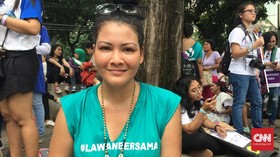 Melanie Subono Disebut Membaik Usai Operasi Angkat Tumor ke-5
