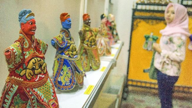 Kepala Dinas Kebudayaan Kota Yogyakarta Eko Suryo Maharso mengatakan ikawasan Pecinan di Ketandan sedang dibenah agar kembali seperti di masa lampau.