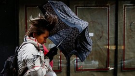 FOTO: Amerika Serikat Disapu Badai Angin dan Salju