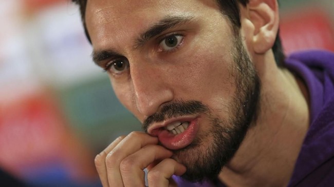 Peristiwa meninggalnya Davide Astori secara mendadak membuat ucapan duka cita membanjiri lini masa twitter.