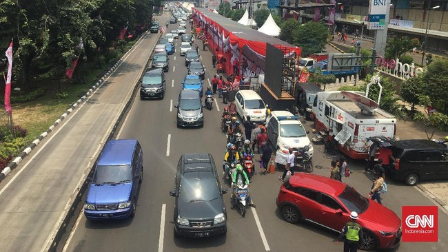 Perayaan Karnaval Cap Go Meh kembali digelar di kawasan Glodok, Jakarta Barat. Polisi melakukan rekayasa lalu lintas di Jalan Hayam Wuruk hingga Ketapang.