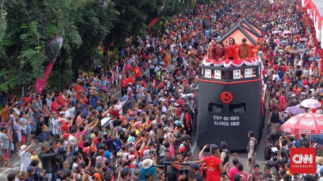 Warna Warni Budaya Indonesia Di Karnaval Cap Go Meh 2018