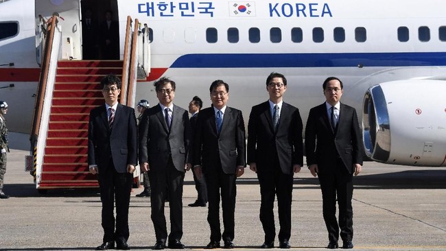 Delegasi Korea Selatan dilaporkan sudah tiba di Pyongyang pada Senin (5/3) dan dipastikan akan bertemu dengan pemimpin tertinggi Korea Utara, Kim Jong-un.