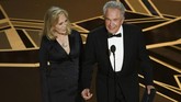 FOTO: Gimik Perayaan 90 Tahun Oscar Academy Awards ke-90 atau Oscar 2018 telah rampung dilaksanakan, Minggu (4/3) malam waktu Los Angeles. Ada sejumlah gimik unik sepanjang acara itu.