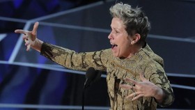 Drama Pencurian Piala Frances McDormand Usai Oscar 2018