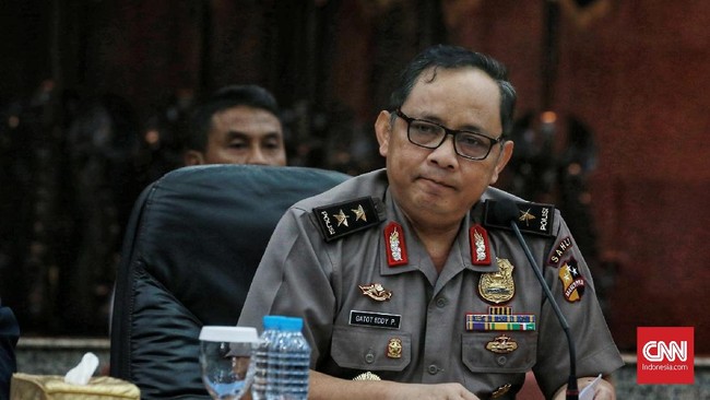Inspektur Jenderal Gatot Eddy Pramono diangkat menggantikan Komisaris Jenderal Ari Dono sebagai Wakil Kepala Polri.
