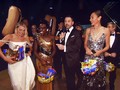 Gal Gadot-Jimmy Kimmel Bagi Camilan ke Penonton Oscar 2018