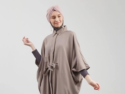 5 Tips Fashion Hijab untuk Bunda Mungil Agar Tampil Kece