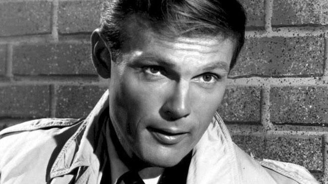 Sesi 'In Memoriam' di Oscar mengenang sineas yang wafat selama setahun terakhir, namun mereka melupakan beberapa orang, termasuk Adam West aktor Batman lawas.