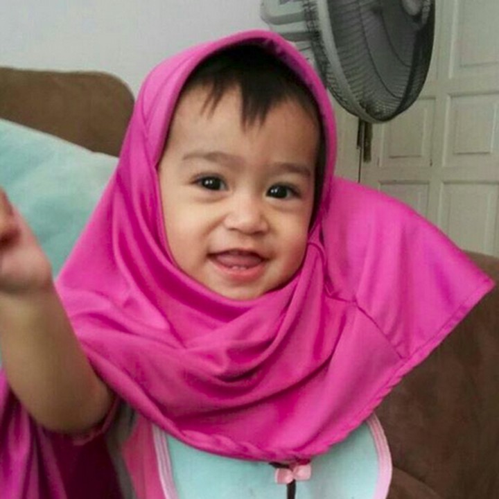 <p>Gimana penampilanku kalau pakai kerudung gini, Bun? (Foto: Instagram/ @gary_iskak)</p>
