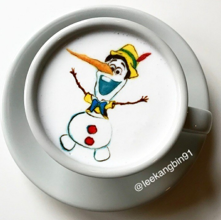 Olaf dari film Frozen juga nggak kalah imut di cangkir ini. (Foto: Instagram/leekangbin91)
