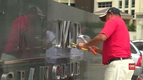 VIDEO: Nama Trump Dicopot dari Hotel di Panama