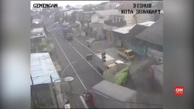 VIDEO: Detik-detik Kecelakaan Beruntun di Solo