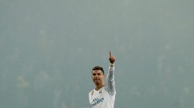 Gianluigi Buffon Hanya Sekali Bendung Tembakan Ronaldo