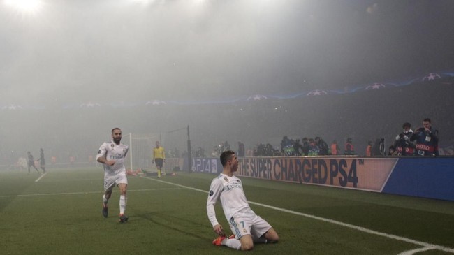 Cristiano Ronaldo mencetak sembilan gol di empat laga terakhir. Kaki kanan, kaki kiri, dan kepala Ronaldo sama bahayanya.