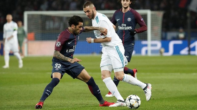 Laga kedua babak 16 besar Liga Champions antara Paris Saint Germain vs Real Madrid berakhir imbang 0-0 di babak pertama di Stadion Parc des Princes.