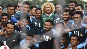 Valderrama Janji Potong Rambut Kribo Bila Kolombia Juara