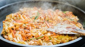 Asal Usul Dak Galbi, 'Tumis Ayam' Asli Korea Selatan