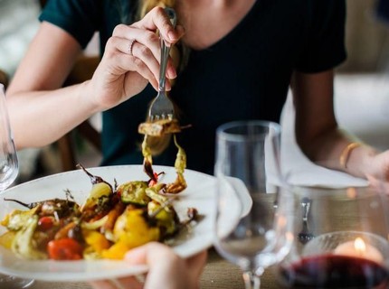 10 Makanan yang Bisa Dongkrak Kesuburan dan Gairah Seksual Bunda