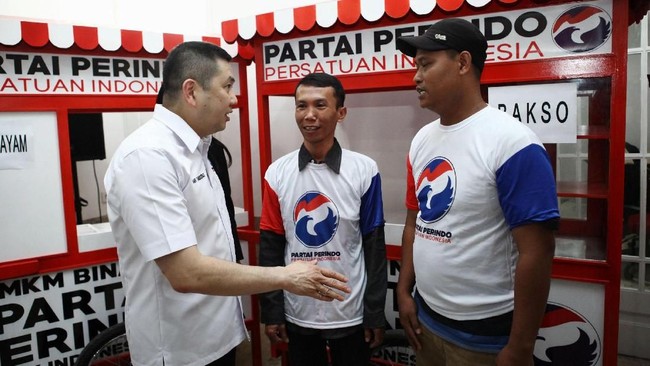 Perindo jadi pertaruhan karier politik Hary Tanoe setelah berpaling dari NasDem dan Hanura. Bermodal jaringan dan media, Perindo sudah jauh hari turba ke daerah
