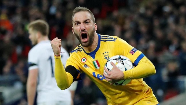 Satu gol dan assist mengantar Gonzalo Higuain sebagai kunci kemenangan Juventus di markas Tottenham Hotspur di Wembley, Rabu (7/3) waktu setempat.