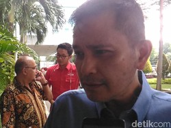 Pendiri MER-C Joserizal Jurnalis Dimakamkan di TPU Pondok Rangon Jaktim