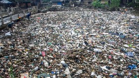 Keruk Sampah Citarum, Ridwan Kamil Pakai Mesin Pindad