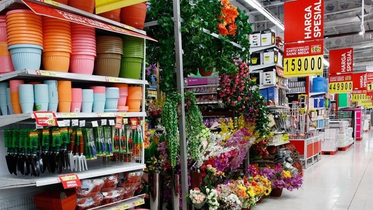 Teras yang lebih cantik pasti bikin kita lebih betah di rumah, Bun.