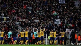 Fans Arsenal Jadi Penyusup di Laga Tottenham vs Juventus