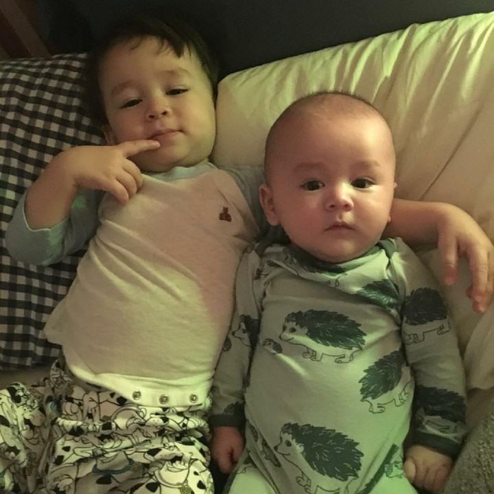 <p>William punya adik kecil nih, namanya Bentley. Lebih imut yang mana hayo? (Foto: Instagram/williamhammington)</p>