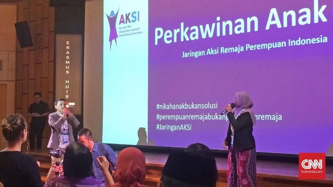 Dari sebuah survei Yayasan Rumah Kita Bersama terhadap 52 anak yang menikah di bawah usia 18 tahun, 36 di antaranya 'terpaksa' karena kehamilan.