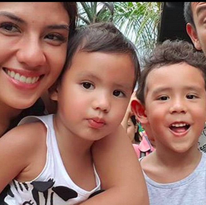 <p>Lagi wefie pun tetap kompak ya! (Foto: Instagram/ @nadila_ernesta)  </p>