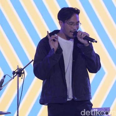 Lirik Lagu Maling - Adrian Khalif