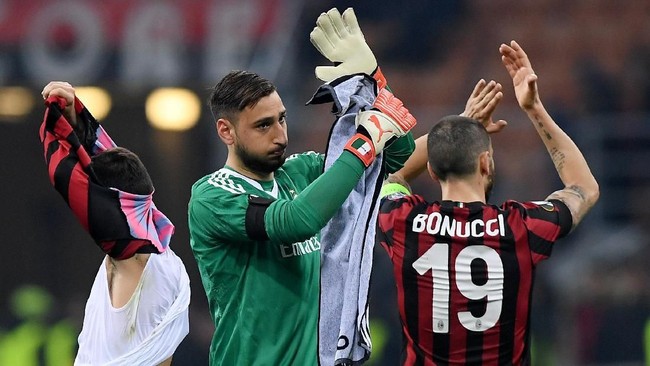 Gianluigi Donnarumma masih punya keyakinan bahwa AC Milan bisa merepotkan Arsenal di Stadion Emirates pada leg kedua 16 besar Liga Europa nanti.
