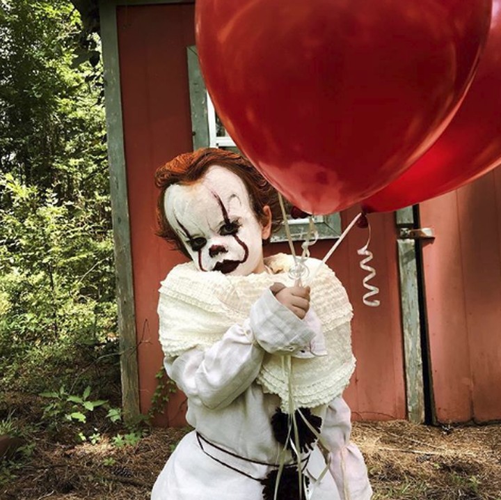 <p>Riasan tokoh badut di film 'IT' bisa dibilang jadi karya Eagan yang paling viral, Bun. (Foto: Instagram/eag2n)</p>