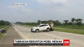 TABRAKAN BERUNTUN MOBIL MEWAH