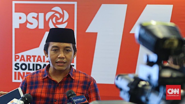 Sekjen PSI Raja Juli Antoni tak ingin mengambil langkah hukum terkait cuitan Andi Arief yang menyebut partainya sebagai Partai SyamsulNursalim Indonesia.