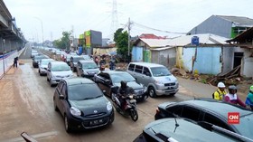 VIDEO: Jalur Alternatif Ganjil Genap Tol Cikampek