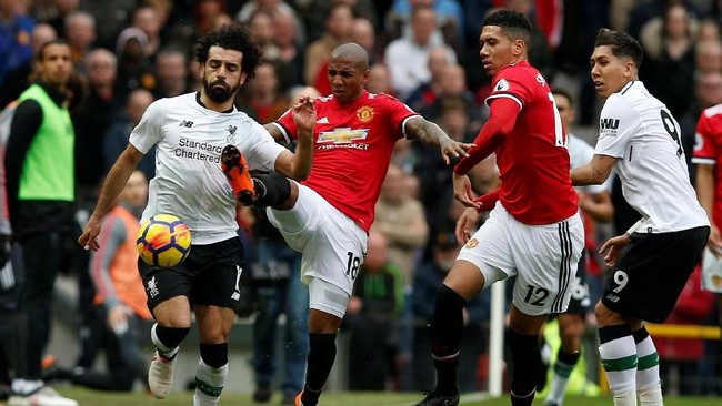 Jose Mourinho menampilkan racikan strategi yang pas saat Manchester United menang atas Liverpool. Trio The Reds pun dibuat tak berdaya.