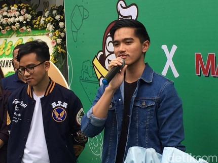 Kocaknya Gurauan Dua Putra Jokowi di Media Sosial